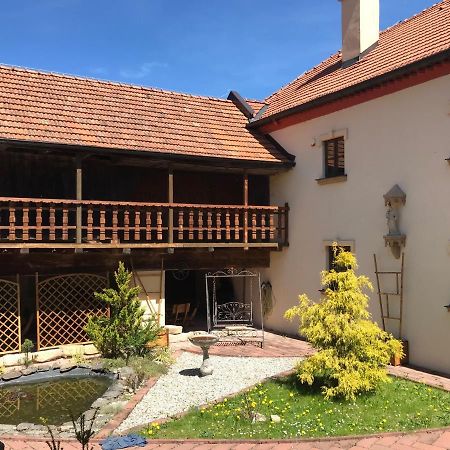 Zamecek Zdiky - Moderni Velky Apartman Bujanov Εξωτερικό φωτογραφία