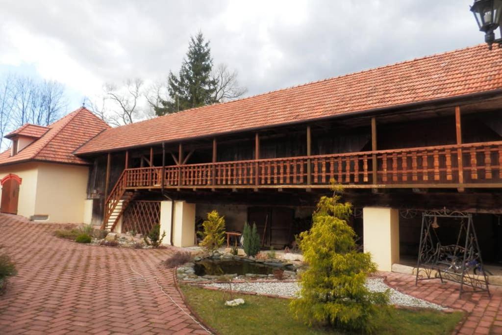 Zamecek Zdiky - Moderni Velky Apartman Bujanov Εξωτερικό φωτογραφία