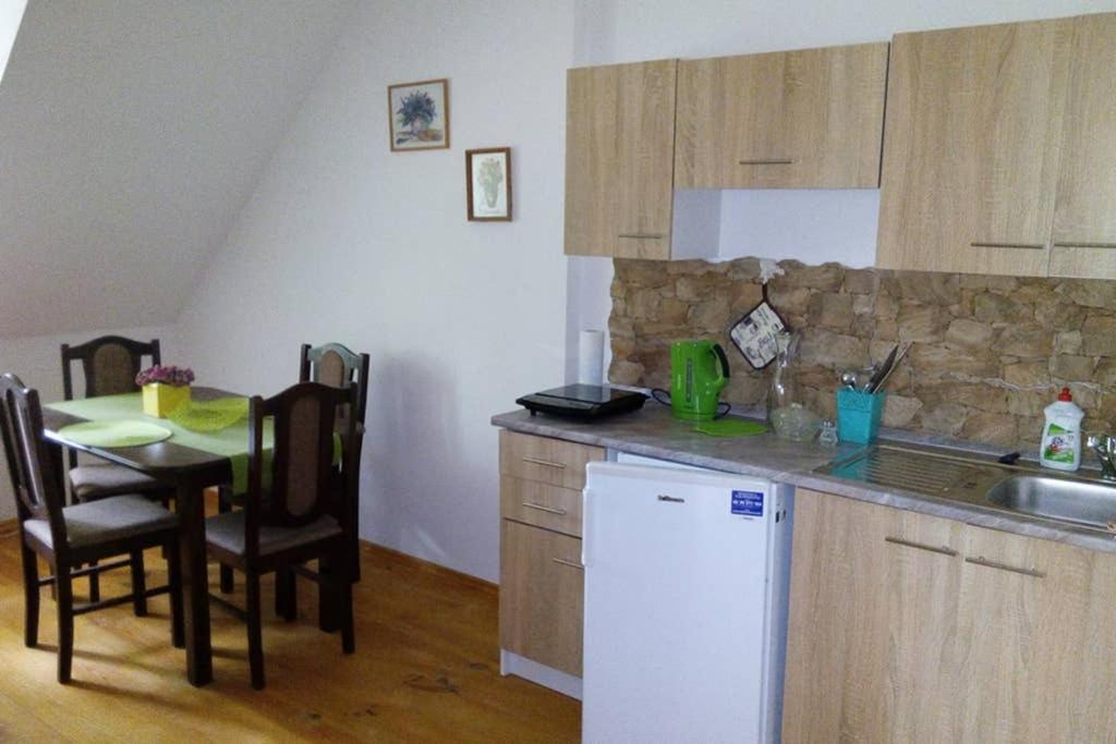 Zamecek Zdiky - Moderni Velky Apartman Bujanov Εξωτερικό φωτογραφία